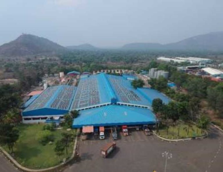 Shell uses solar energy for lubricant plants