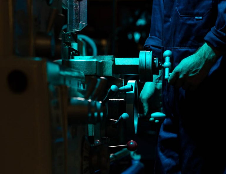 Thisisengineering Raeng Lx8coox66ms Unsplash