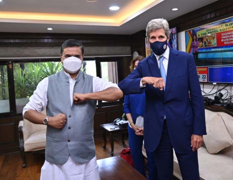 INDIA RECEIVES COMPLIMENTS FROM THE UNITED STATES OF AMERICA