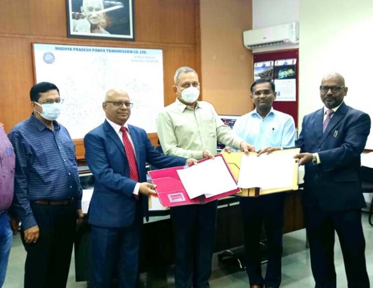 RECPDCL HANDS OVER THE ‘MP POWER TRANSMISSION PACKAGE – II LIMITED’