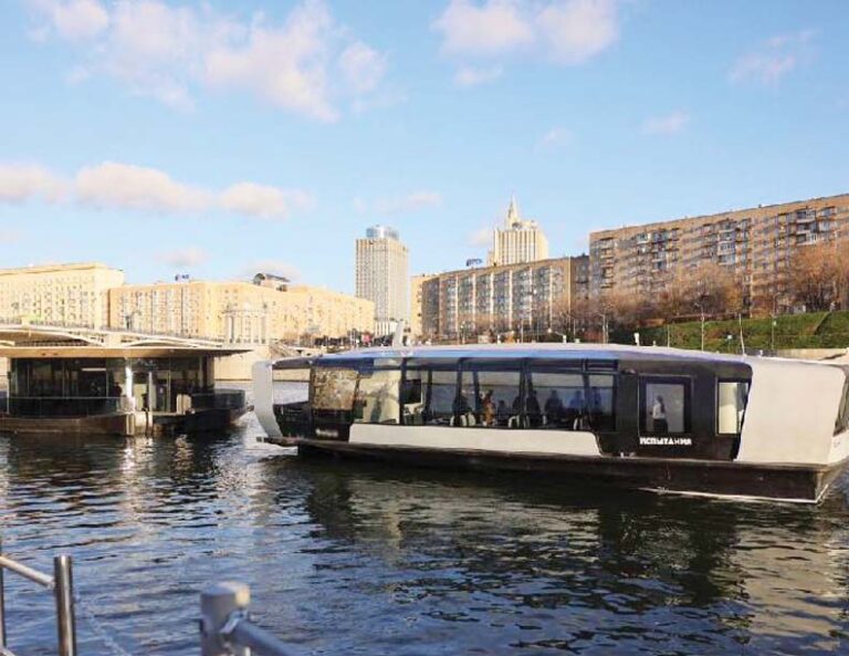 Electric River Ships are being Tested in Moscow