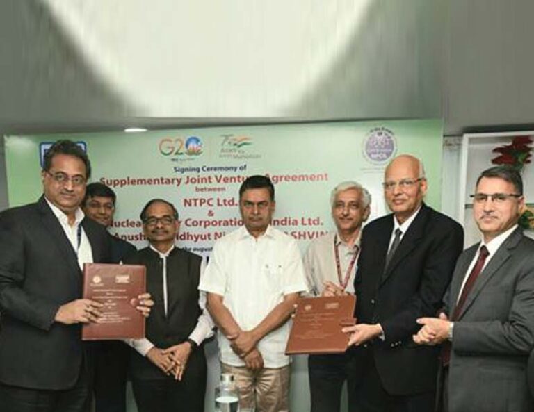 NTPC, NPCIL SIGN AGREEMENT FOR JOINT DEVELOPMENT OF NUCLEAR POWER PLANTS