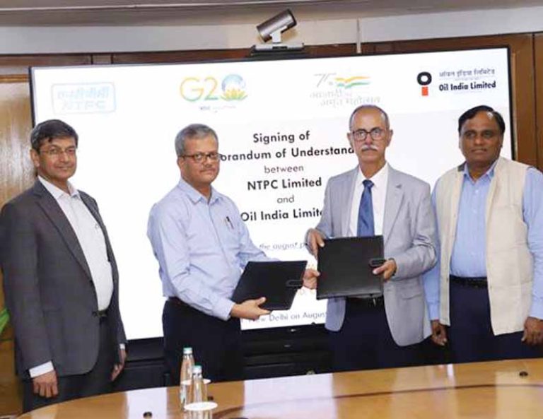 NTPC, OIL COLLABORATES IN THE FIELDS OF RENEWABLE ENERGY, DECARBONIZATION