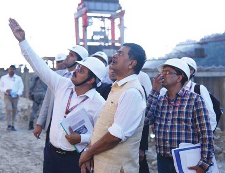 UNION POWER MINISTER ASSESSES THE PROGRESS OF SUBANSIRI LOWER HYDROELECTRIC PROJECT