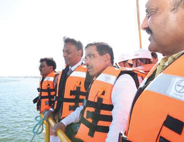 Union Minister of MNRE Visits India’s largest Floating Solar Project