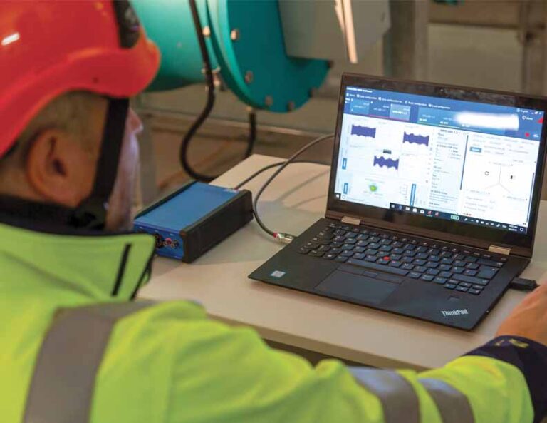 A Complete Solution for Partial Discharge  Testing on Power Cables